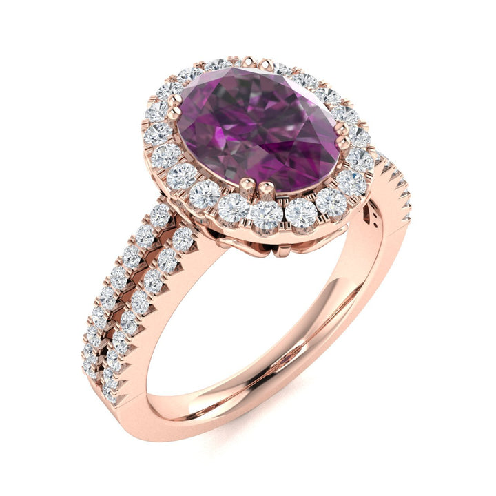 14KT Gold Oval Natural Color Changing Alexandrite and Diamond Ladies Ring (Alexandrite 2.00 cts. White Diamond 0.20 cts.)