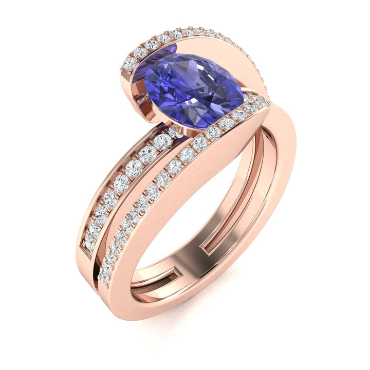14kt Gold Oval shaped Tanzanite and Diamond Ladies Ring (Tanzanite 1.50 cts. Diamonds 0.30 cts.)