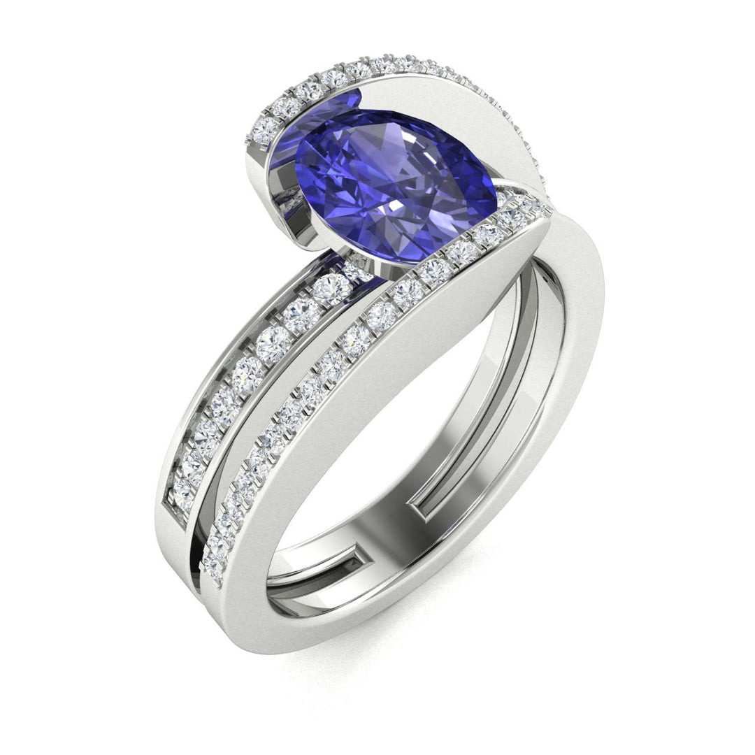 14kt Gold Oval shaped Tanzanite and Diamond Ladies Ring (Tanzanite 1.50 cts. Diamonds 0.30 cts.)