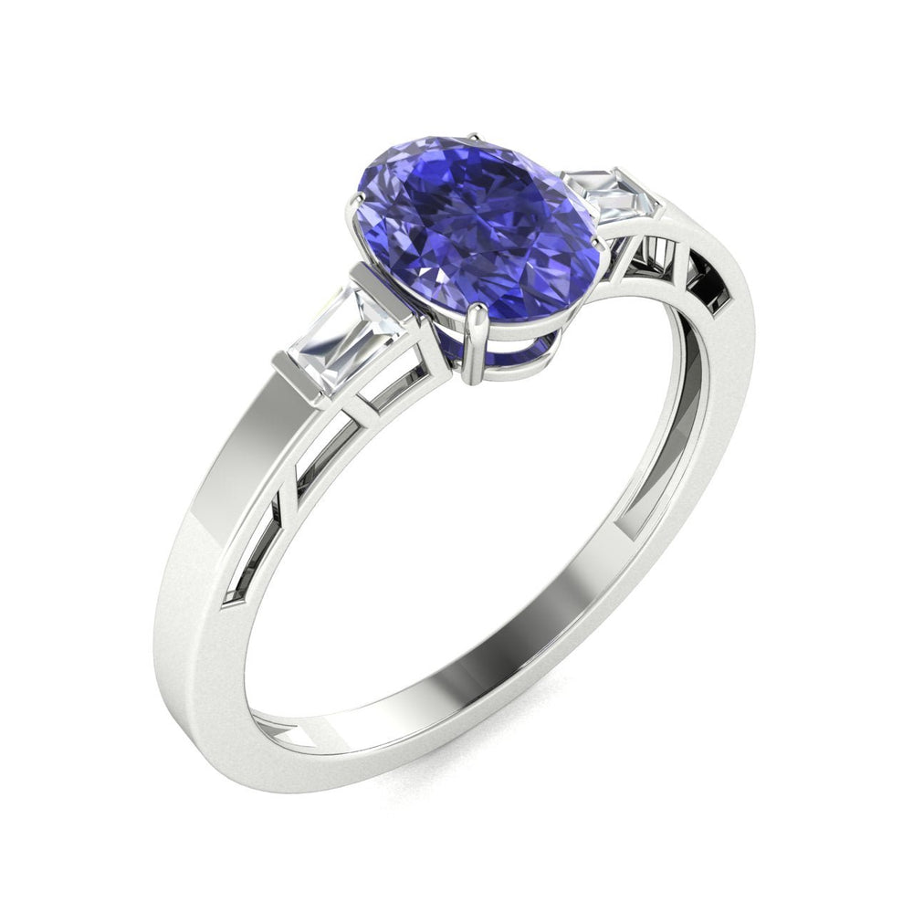 14KT Gold Oval Tanzanite and Diamond Ring (Tanzanite 2.14 cts White Diamonds 0.13 cts)