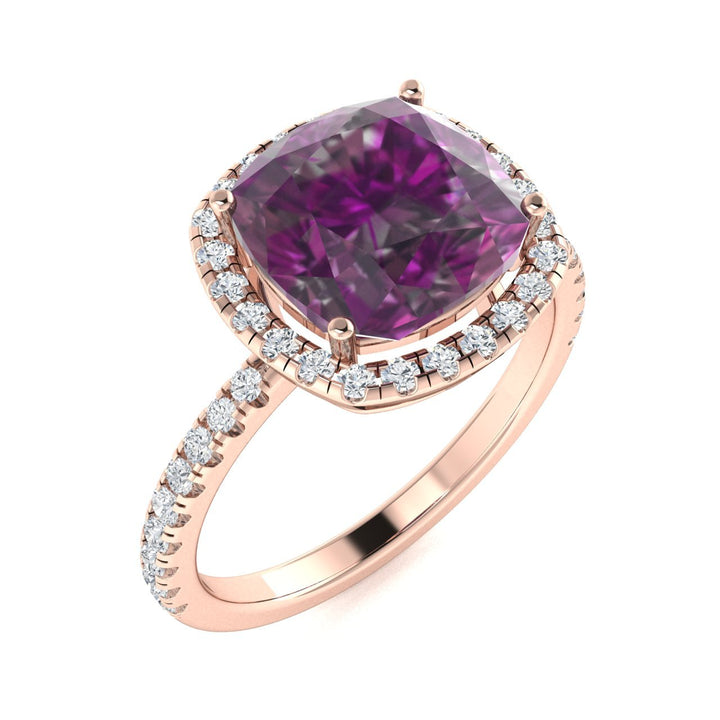 18kt Gold Cushion Cut Natural Alexandrite and Diamond Ladies Ring (Alexandrite 2.00ct Diamonds 0.20 cts)