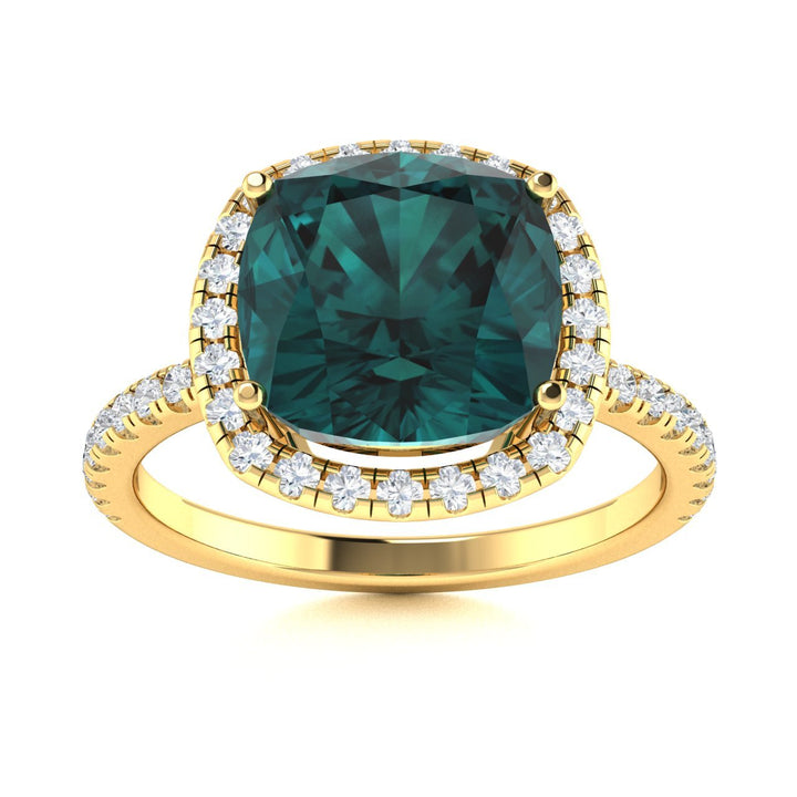 18kt Gold Cushion Cut Natural Alexandrite and Diamond Ladies Ring (Alexandrite 2.00ct Diamonds 0.20 cts)