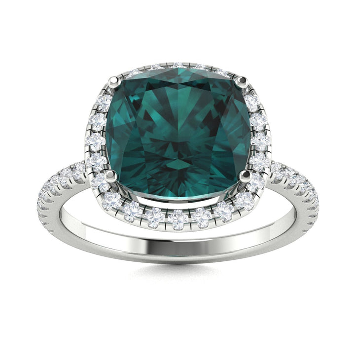 18kt Gold Cushion Cut Natural Alexandrite and Diamond Ladies Ring (Alexandrite 2.00ct Diamonds 0.20 cts)