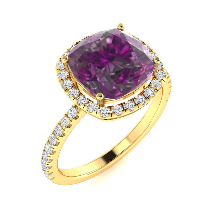 18kt Gold Cushion Cut Natural Alexandrite and Diamond Ladies Ring (Alexandrite 2.00ct Diamonds 0.20 cts)