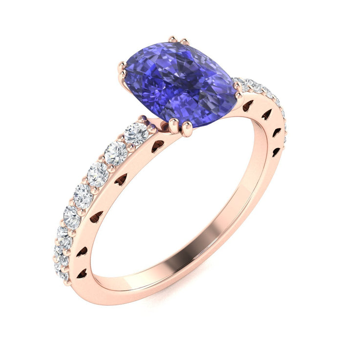18kt Gold Cushion cut Tanzanite and Diamond Ladies Ring (Tanzanite 2.50cts Diamonds 0.40 cts)