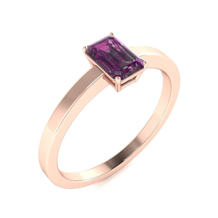 18KT Gold Emerald Cut Alexandrite Ring (Alexandrite 0.93 cts)