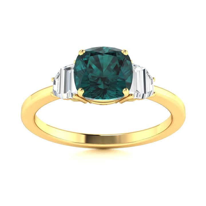 18KT Gold Natural Color Changing Cushion Cut Alexandrite and Diamond Ladies Ring (Alexandrite 0.90 ct White Diamonds 0.17 cts