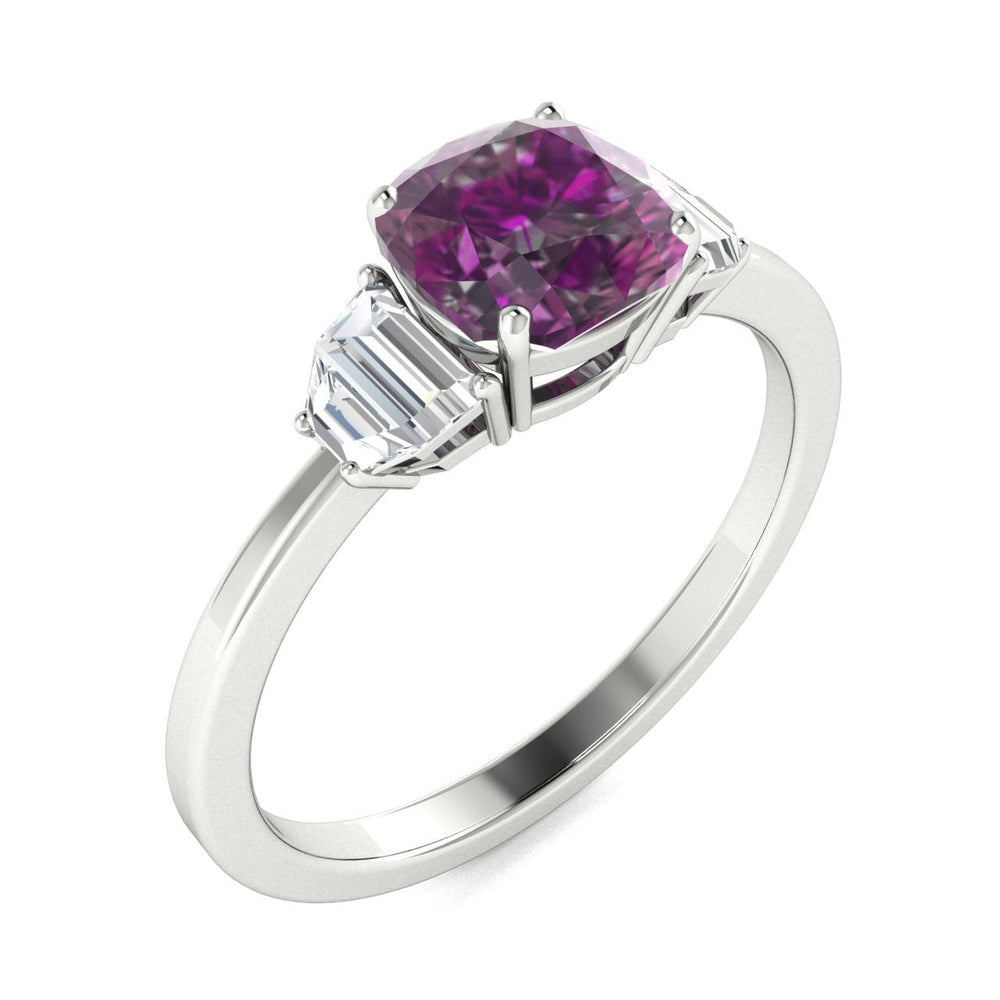 18KT Gold Natural Color Changing Cushion Cut Alexandrite and Diamond Ladies Ring (Alexandrite 0.90 ct White Diamonds 0.17 cts