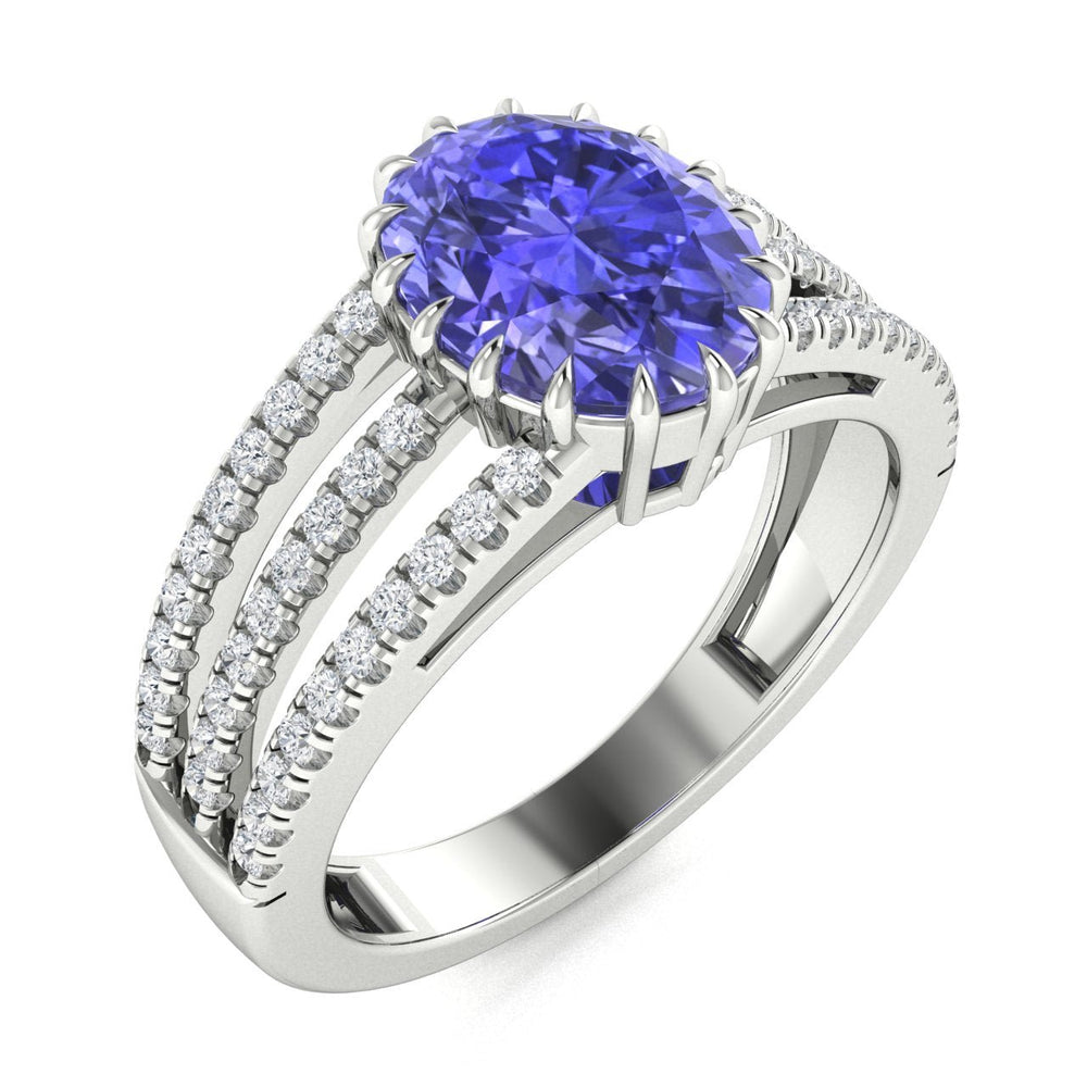 18kt Gold Oval Brilliant Tanzanite and Diamond Ladies Ring (Tanzanite 5.00ct Diamonds 0.60 cts)