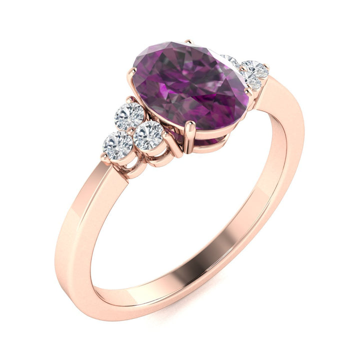 18KT Gold Oval Cut Alexandrite and Diamond Ring (Alexandrite 2.26 cts White Diamonds 0.17 cts)