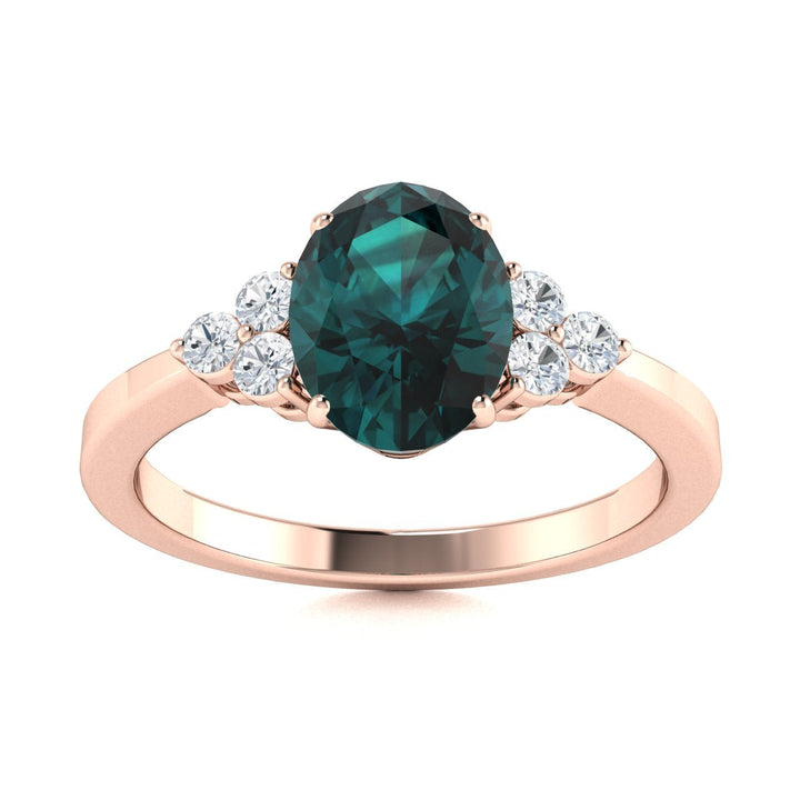 18KT Gold Oval Cut Alexandrite and Diamond Ring (Alexandrite 2.26 cts White Diamonds 0.17 cts)