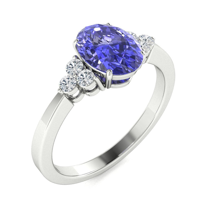 18KT Gold Oval Cut Tanzanite and Diamond Ring (Tanzanite 2.26 cts White Diamonds 0.17 cts)