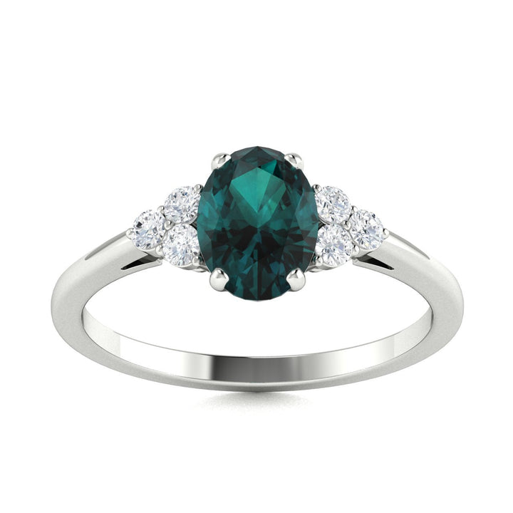 18kt Gold Oval Shaped Natural Alexandrite and Diamond Ladies Ring (Alexandrite 1.20ct Diamonds 0.10cts)