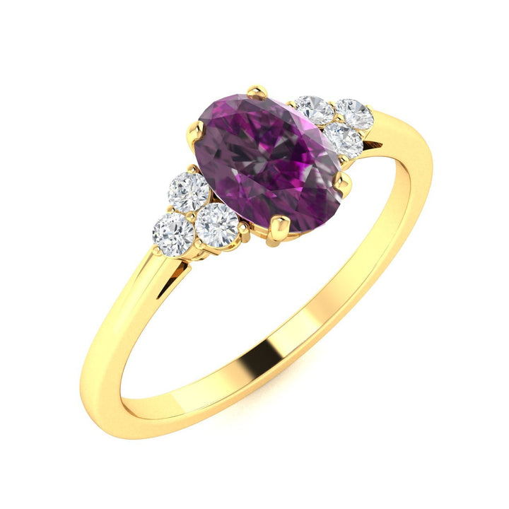 18kt Gold Oval Shaped Natural Alexandrite and Diamond Ladies Ring (Alexandrite 1.20ct Diamonds 0.10cts)
