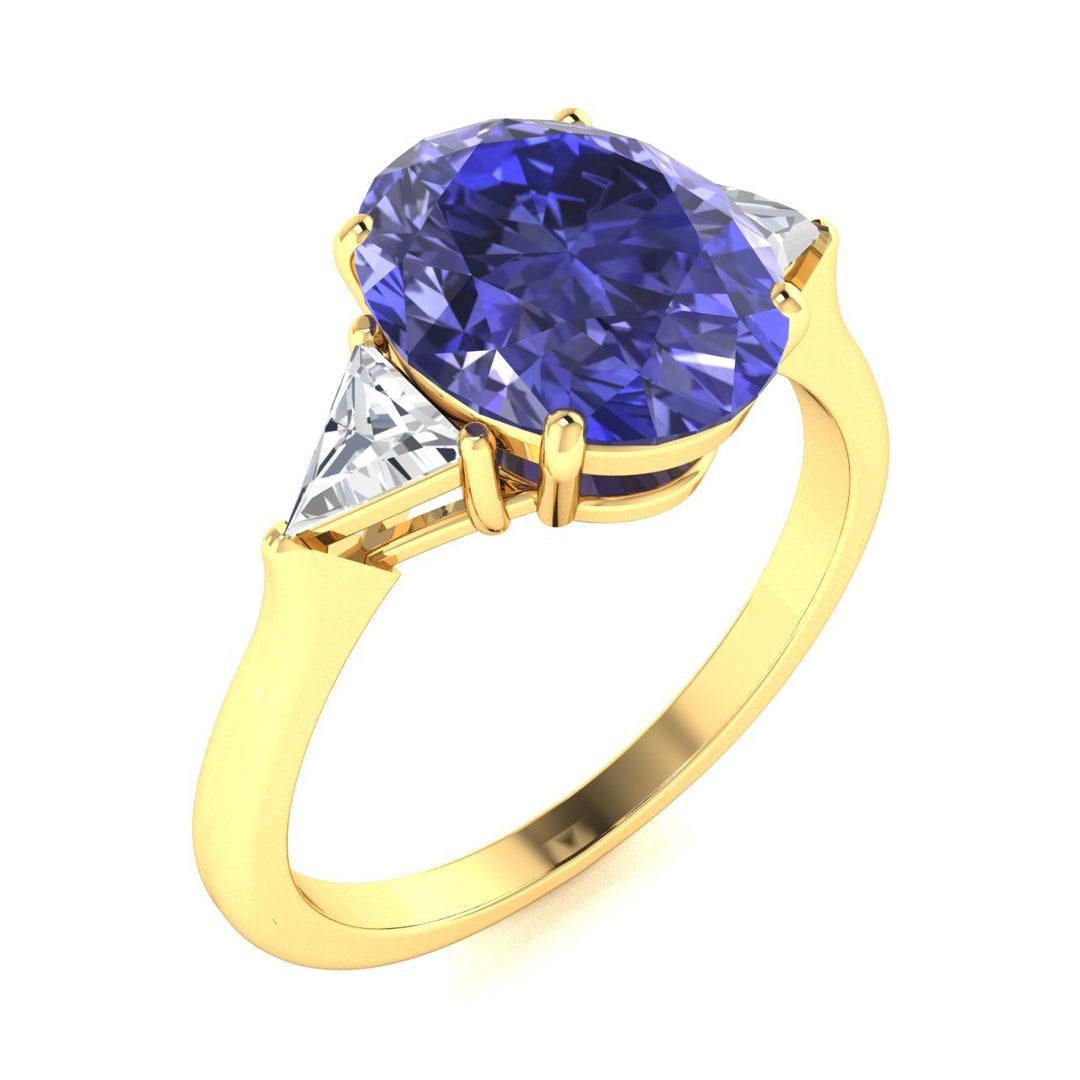 18KT Gold Tanzanite and Diamond Ladies Ring (Tanzanite 17.03 cts. White Diamond 0.53 cts.)