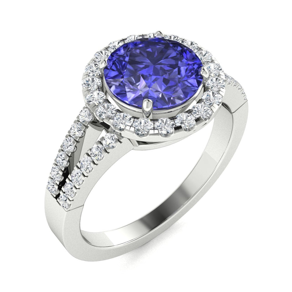 18KT Gold Tanzanite and Diamond Ladies Ring (Tanzanite 4.26 cts. White Diamond 0.67 cts.)