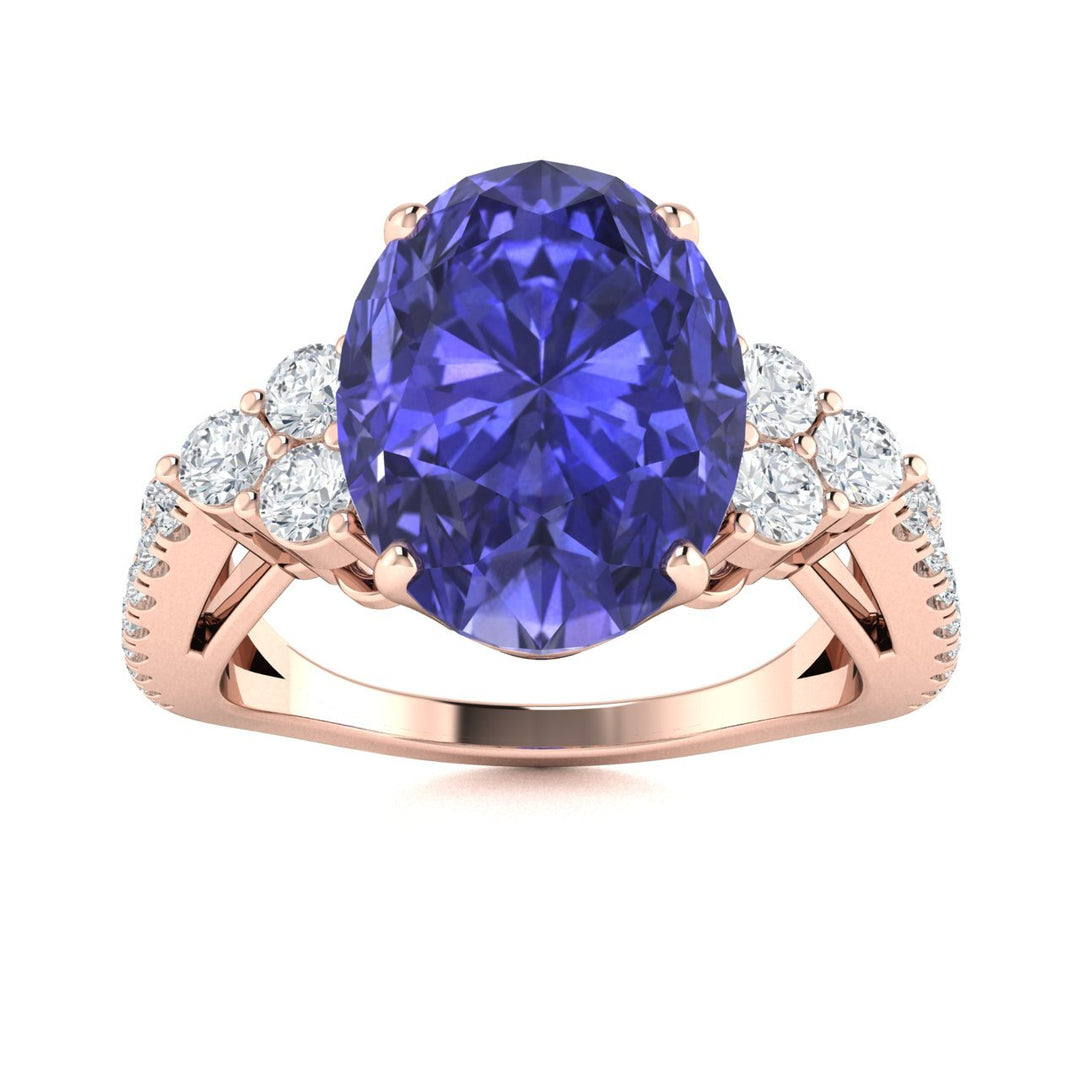 18KT Gold Tanzanite and Diamond Ladies Ring (Tanzanite 4.87 cts White Diamonds 0.49 cts)