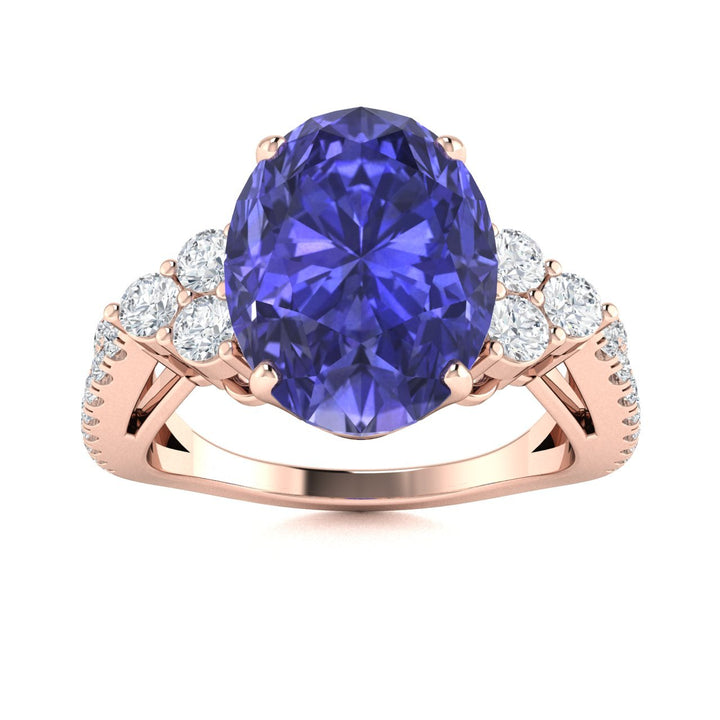 18KT Gold Tanzanite and Diamond Ladies Ring (Tanzanite 4.87 cts White Diamonds 0.49 cts)