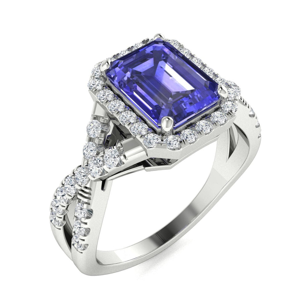 18KT Gold Tanzanite and Diamond Ladies Ring (Tanzanite 4.93 cts. White Diamond 0.86 cts.)