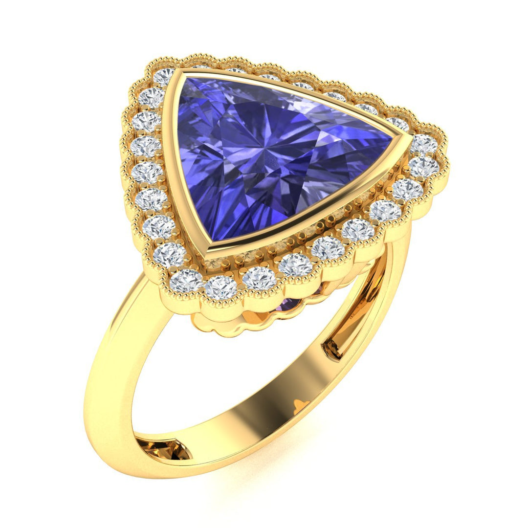 18KT Gold Tanzanite and Diamond Ladies Ring (Tanzanite 5.33 cts. White Diamond 0.66 cts.)