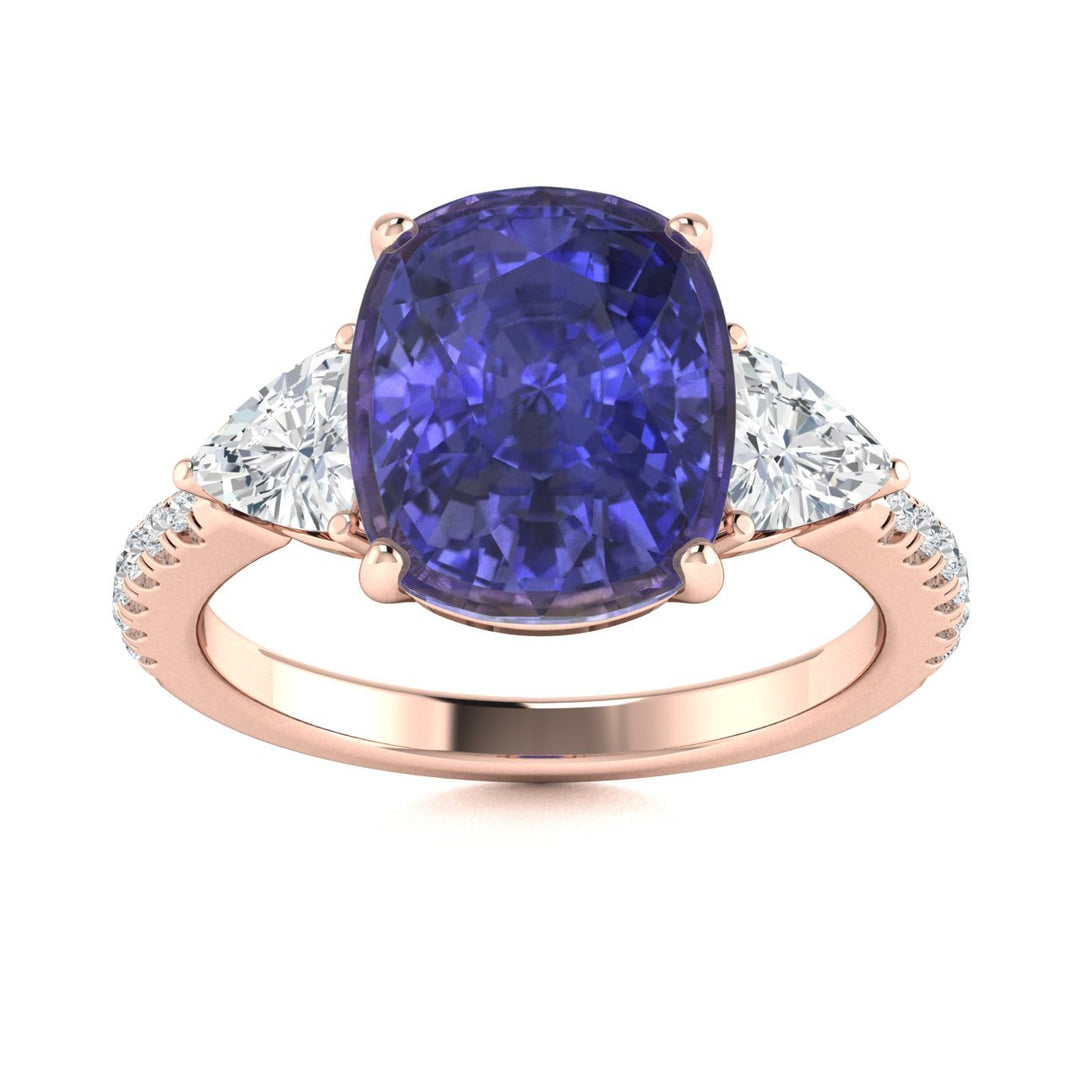 18KT Gold Tanzanite and Diamond Ladies Ring (Tanzanite 6.51 cts White Diamonds 0.72 cts)