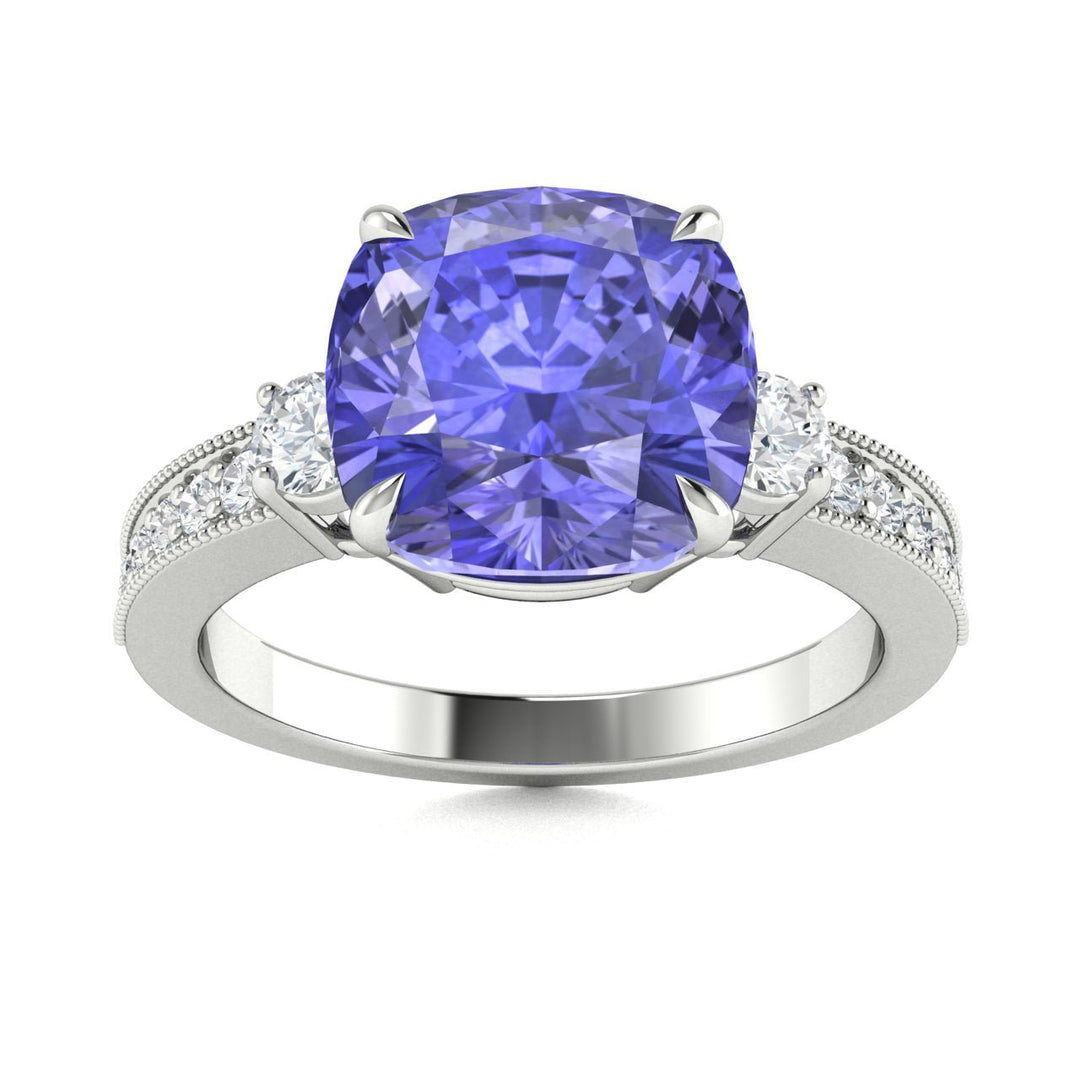 18KT Gold Tanzanite and Diamond Ladies Ring (Tanzanite 7.26 cts. White Diamond 0.46 cts.)